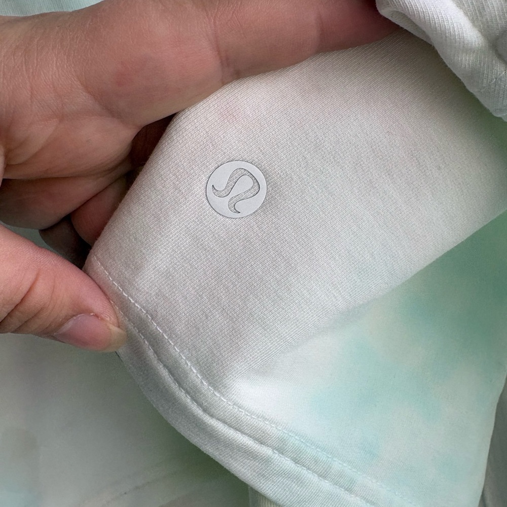 Lululemon LA All Yours Cropped Hoodie RARE Cotton Candy Wash size 12 - Picture 5 of 5